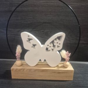 Schmetterling "Blume" auf Holzring