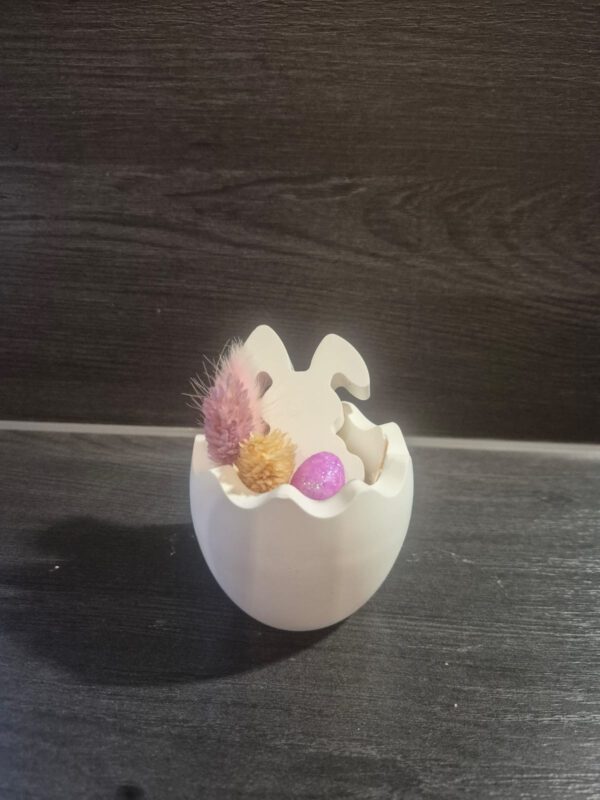 Osterei mit Häschen